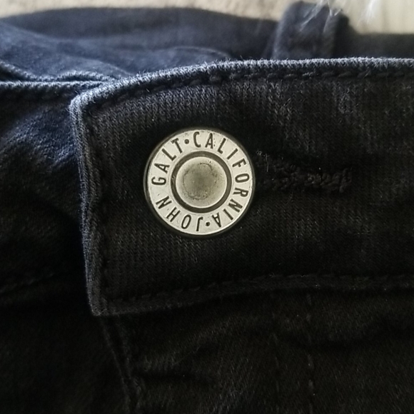 JOHN GALT Black Jean with Frayed Ankle - Picture 7 of 7